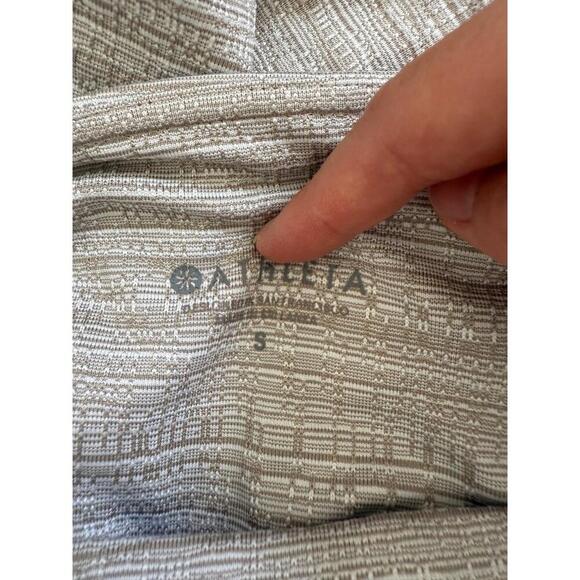Athleta Beige Knit Leggings small - Picture 3 of 4